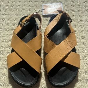 Liberte leather Women's Tan Sandals